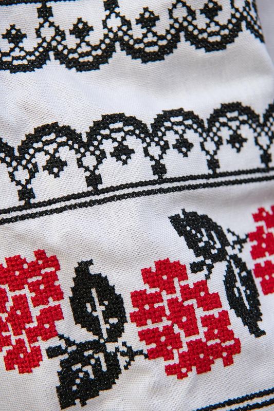 Вишиванка жіноча лляна Калина 154020411 льон (S)80-84 біла