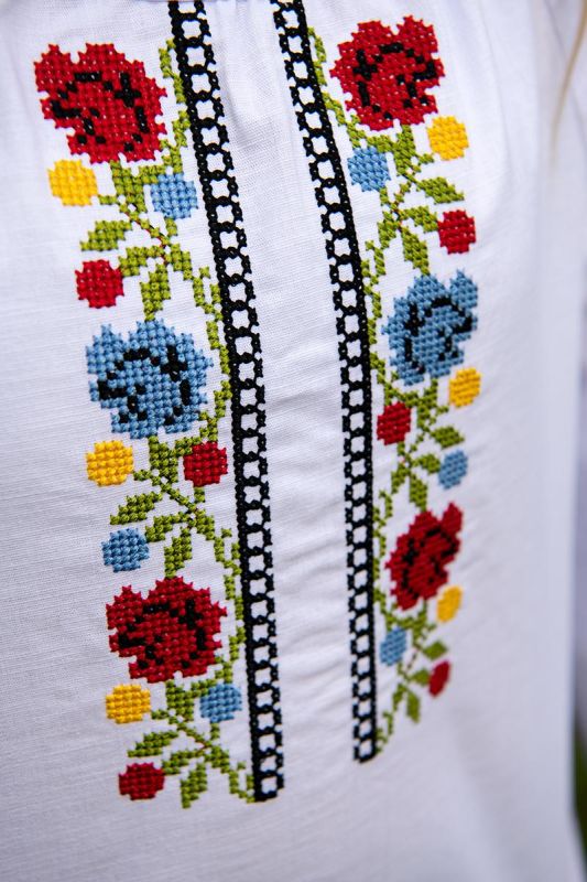 Вишиванка лляна для дівчинки Барвисті квіти дитяча блузка з орнаментом 120411 льон 110см біла