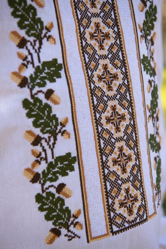 Вишиванка чоловіча лляна Дубочки 1301234 льон (XL)104-108 біла